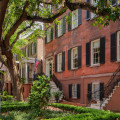 Is downtown savannah the same as the historic district?